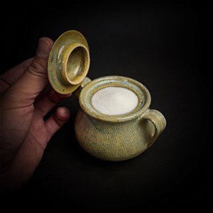 AÇUCAREIRO PEQUENO RUTILO COM TAMPA