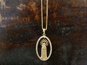 Colar NSª de Fatima com zircônia branca folheado a ouro 18k