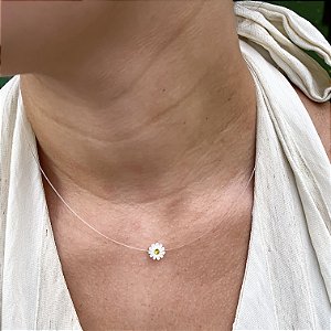 Cordão nylon flor margarida banhado a prata