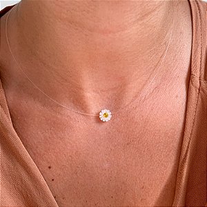 Cordão nylon flor margarida banhado a prata
