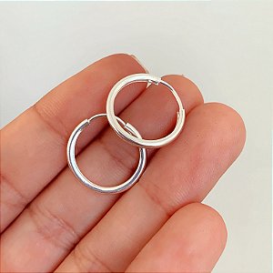 Argola lisa basiquinha banhado a Prata