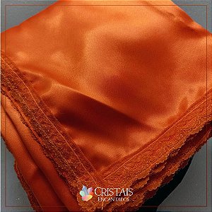 Toalha para altar em cetim laranja com acabamento em renda (peça única)