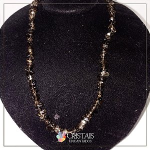 Colar de cascalho de quartzo fumê