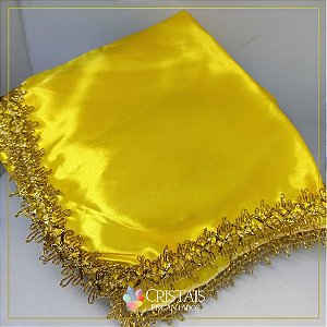 Toalha de altar amarela com acabamento dourado