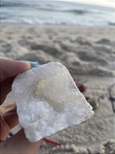 Gruta Quartzo Transparente - Peça Única.