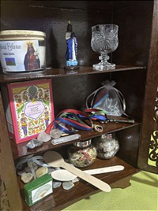 Altar Completo a Santa Sara e Povo Cigano