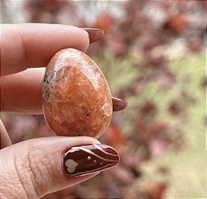 Ovo de Calcita Laranja Mini