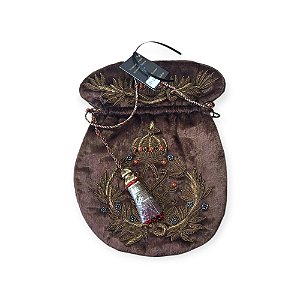 BOLSA SACO EM VELUDO MARROM BORDADA
