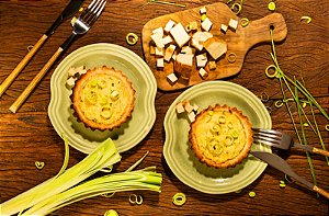 MINI QUICHE DE ALHO PORÓ