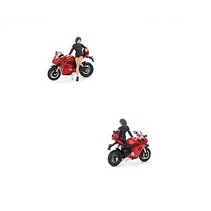 Mini GT 1:64 Ducati Panigale V4 S + Ducati Girl #682