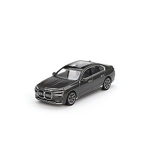 Mini GT 1:64 BMW i7 xDrive60 #818