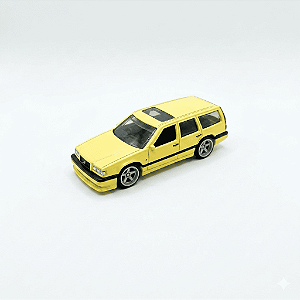[LOOSE] Hot Wheels Premium 1:64 Volvo 850 Estate