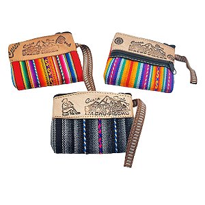 Porta Moedas Em Couro e Tecido Andino  10 cm x 8 cm Produto Importado