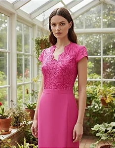 Vestido Longo Rosa Fúcsia Solto Com Manga Curta E Renda