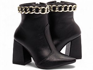 Bota Feminina Bico Fino Cano Medio com Enfeite de corrente Dourado