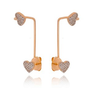 BRINCO EAR CUFF FOLHEADO A OURO 18K CORAÇÕES COM ZIRCÔNIA
