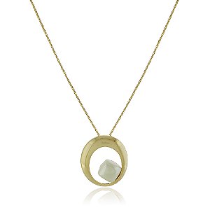 GARGANTILHA FOLHEADA A OURO 18K OVAL COM PÉROLA QUADRADA