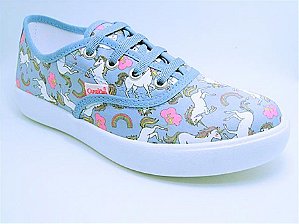 tênis de unicórnio da capricho