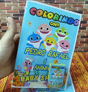 Revistas de Colorir Personalizadas + Caixinhas de Giz De Cera.