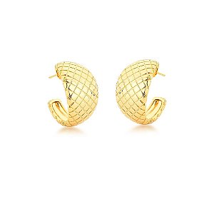 BRINCO FOLHEADO 18K MEIA ARGOLA LISO CURVO TRABALHADO