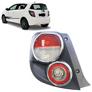 Lanterna Traseira Sonic Hatch 2012 A 2015 LE