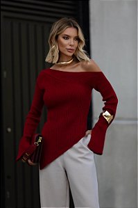 Blusa de Tricot Assimétrica