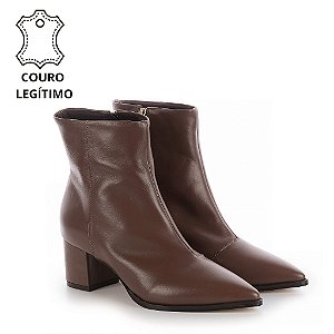 AURORINHA - Bota Cano Baixo e Salto Bloco 5cm em Couro Cappuccino
