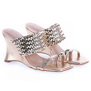 Tamanco Karina Napa Dourado