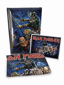 KIT EXCLUSIVO IRON MAIDEN - CAMISETA + BANDEIRA + ADESIVO