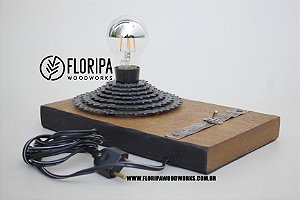 Luminária de Madeira!