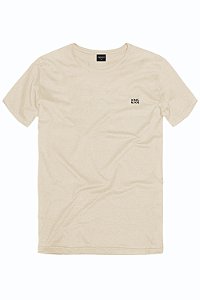 Camiseta Básica Logotipo Areia - King e Joe