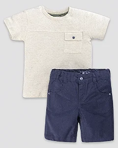 Conjunto Masc Blusa Off e Bermuda Azul 02- Anjos Baby
