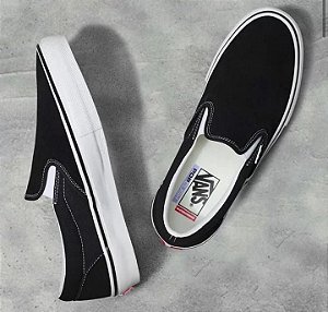 TÊNIS VANS SKATE SLIP-ON