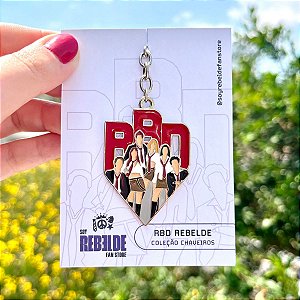 Chaveiro metálico exclusivo RBD “Rebelde”
