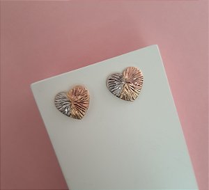 BRINCO CORAÇÃO 3 CORES FOLHEADO A OURO 18K