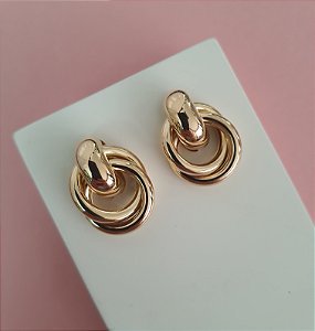 BRINCO COM CÍRCULOS ENTRELAÇADOS FOLHEADO A OURO 18K