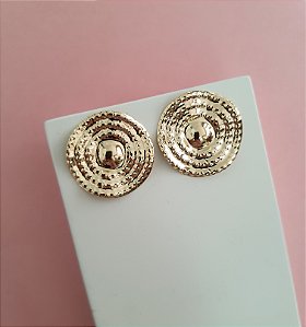 BRINCO RENDONDO ONDULADO FOLHEADO A OURO 18K