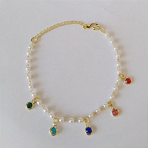 Pulseira de pérolas com zircônias coloridas folheada a ouro18k