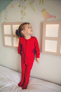 Macacão Magnético Vermelho com Gigi Marinho