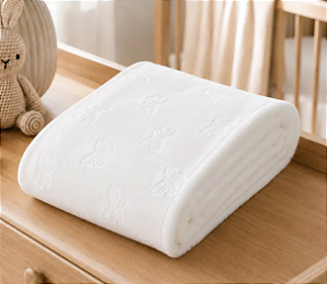 Manta Carved Butterfly 90x110 cm Branco