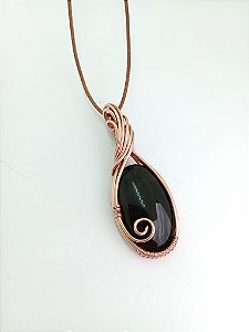Colar feito à mão com pingente de Obsidiana Negra
