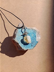 Colar com pingente de Citrino Livvie