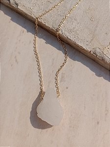 Colar com pedra Quartzo Branco bruto Meika