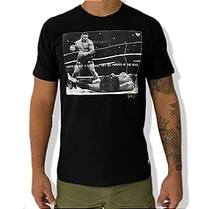 CAMISETA TYSON BROOKLYN - PRETA