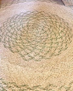 Tapete Mandala em Palha de Carnaúba Detalhes Verde Natural | Redondo 160 cm
