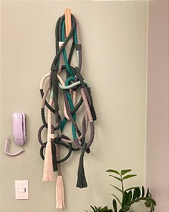 Colar de Parede Savage