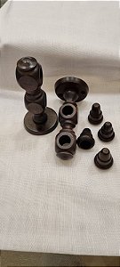 SUPORTE DUPLO  EM MADEIRA  21/21 MM  FECHADO COR IMBUIA  BASE REDONDA  07 CM