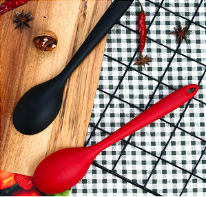 Colher Inteiriça em Silicone 27cm - Preto, UnyHome