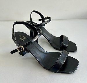 Sandália Olívia Chaves Preto