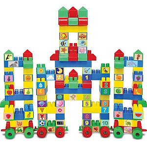 Brinquedo De Montar Castelinho 128 Peças Com 55 Adesivos